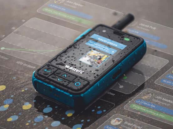 Walt Smart Radio by weavix with animated dashboards on the ground